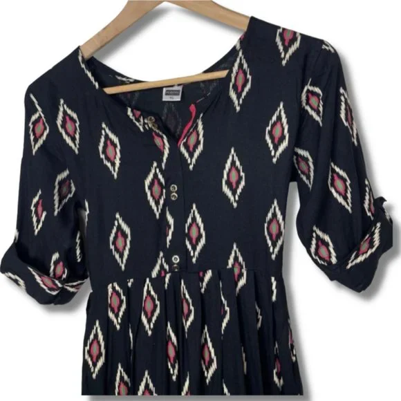 👗 Iconic Midi Dress | Size XL - Picture 3 of 7